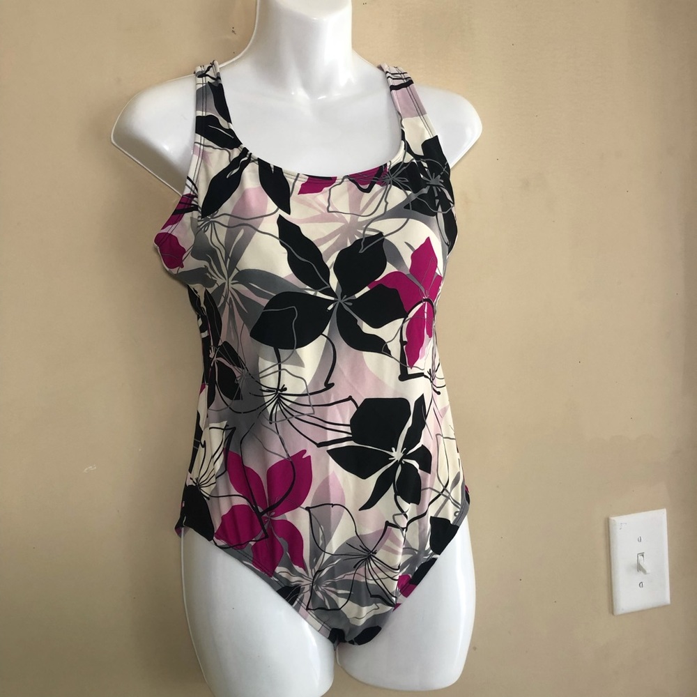 Catalina swimsuit(m) - Picture 1 of 5